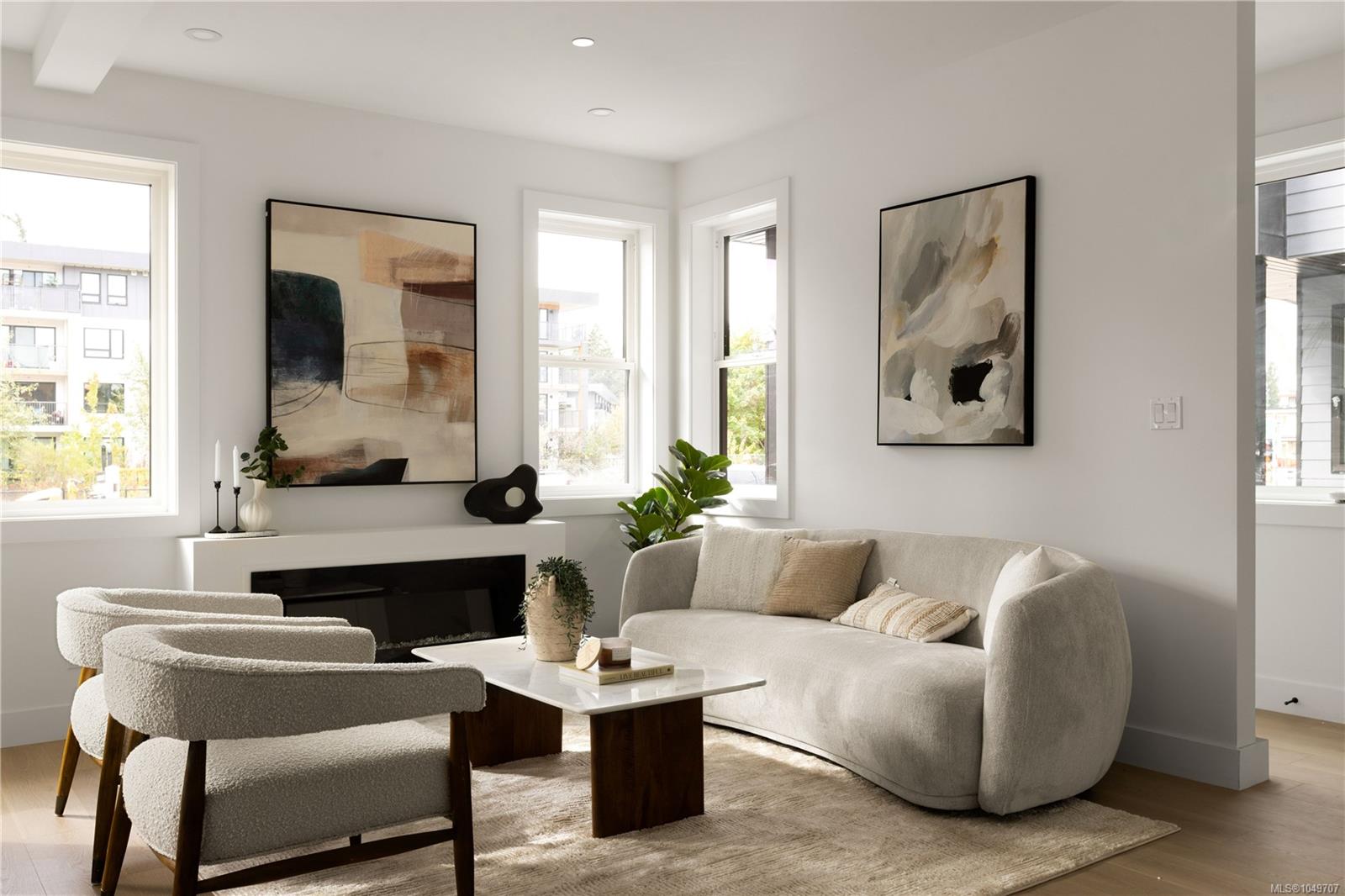 101-614 Atkins Ave — listing photo 11 of 25