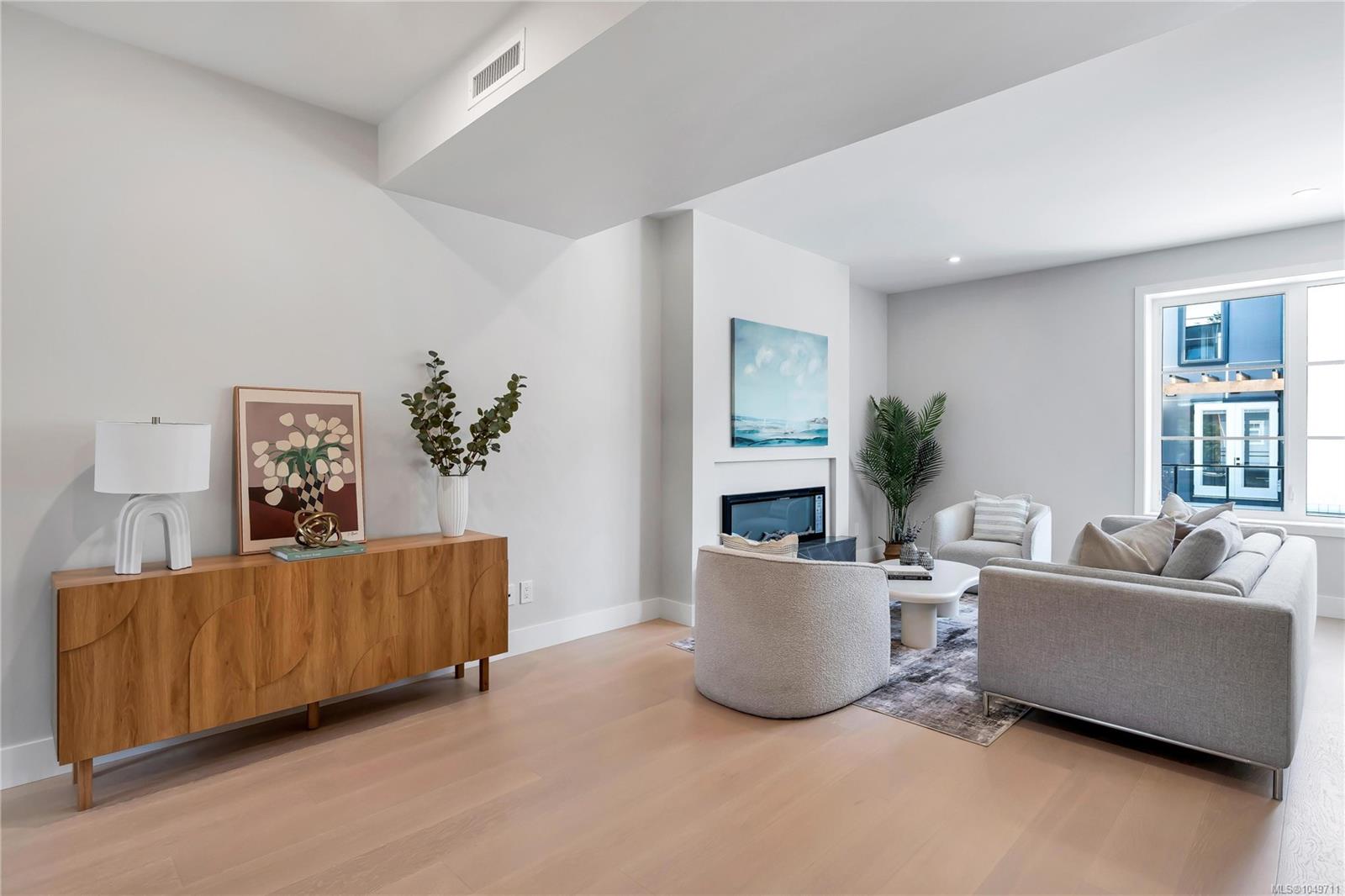 5-2590 Penrhyn St — listing photo 12 of 61