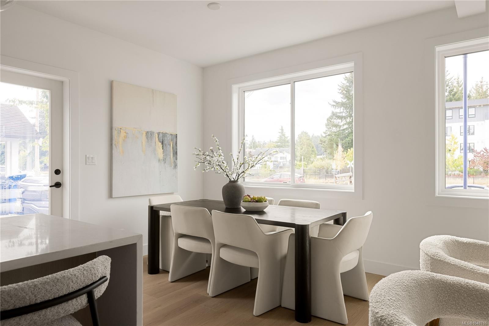 105-614 Atkins Ave — listing photo 9 of 25