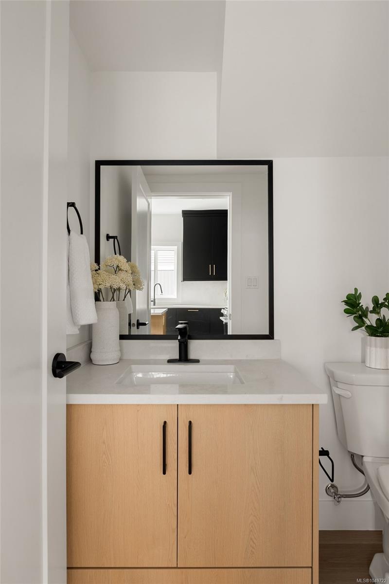 103-614 Atkins Ave — listing photo 14 of 25