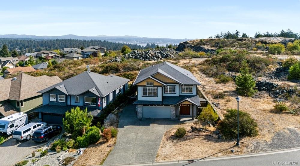 3439 Mary Anne Cres — listing photo 2 of 46