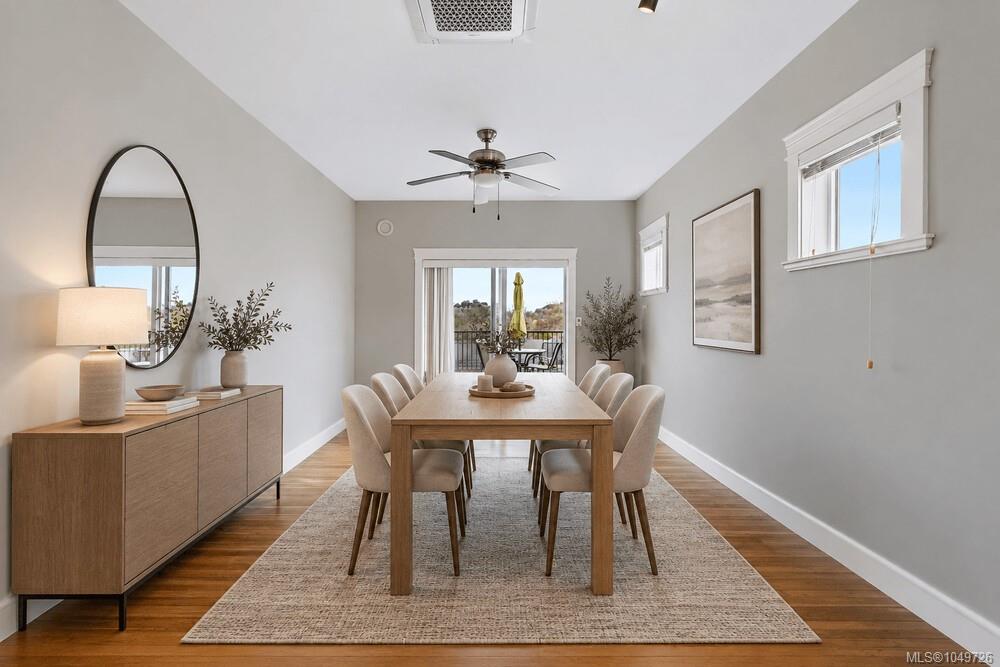 3439 Mary Anne Cres — listing photo 14 of 46