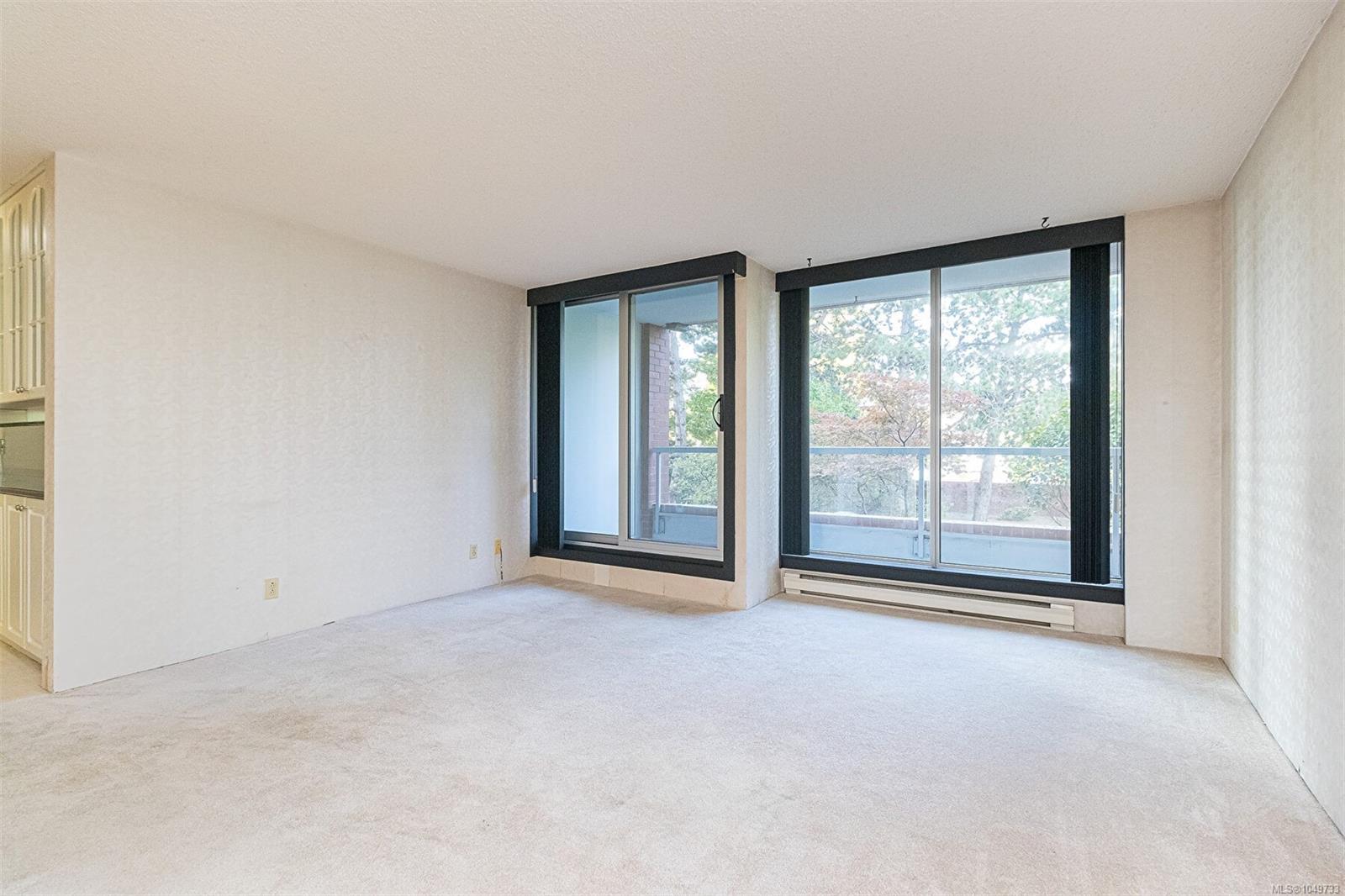 201-327 Maitland St — listing photo 7 of 24