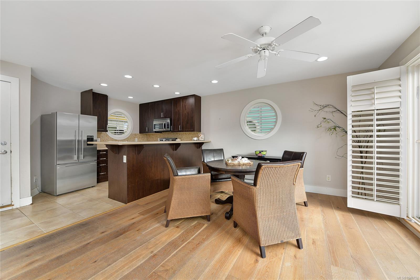 FH7-445 HEAD St — listing photo 13 of 42