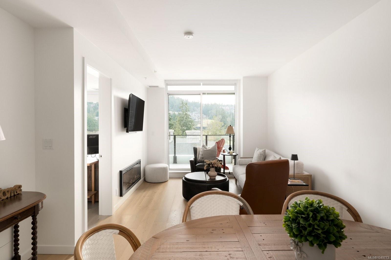 1311-2000 Hannington Rd — listing photo 6 of 46