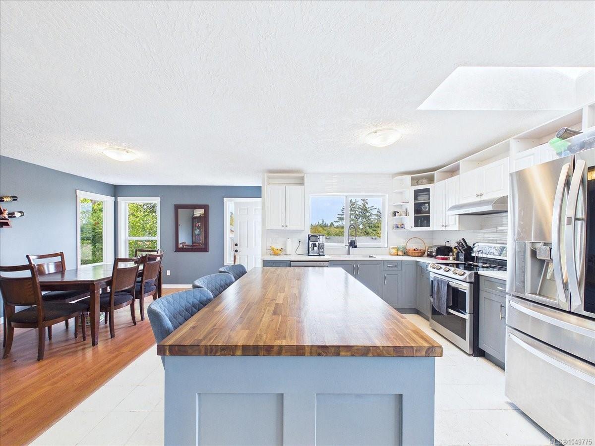 6851 Banner Rd — listing photo 10 of 66