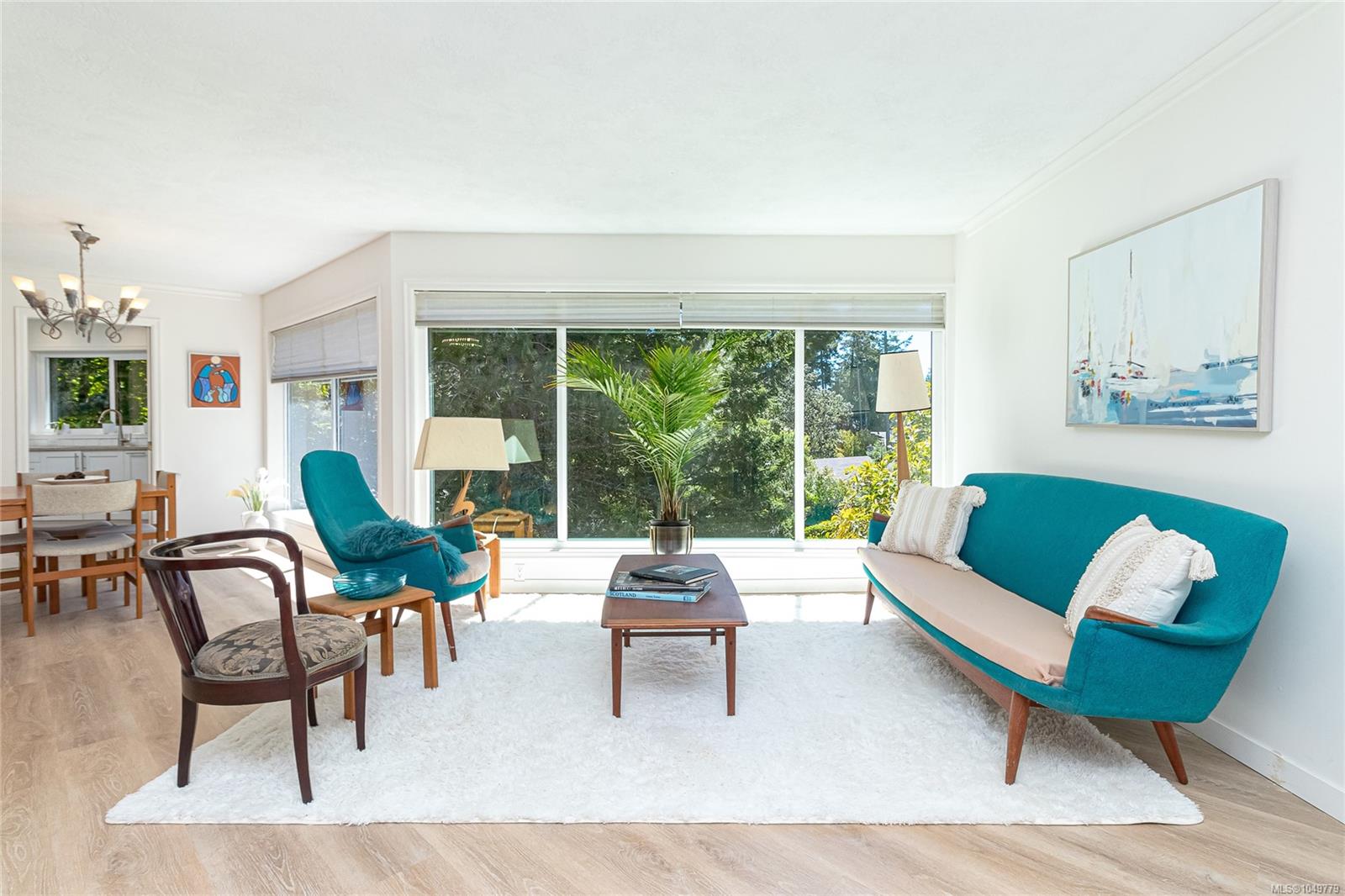 4468 Autumnwood Lane — listing photo 10 of 53