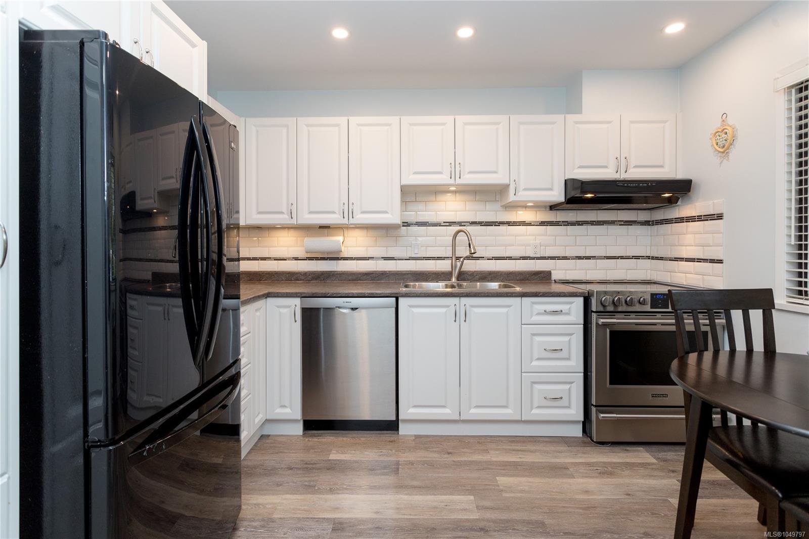 904-640 Broadway St — listing photo 8 of 39