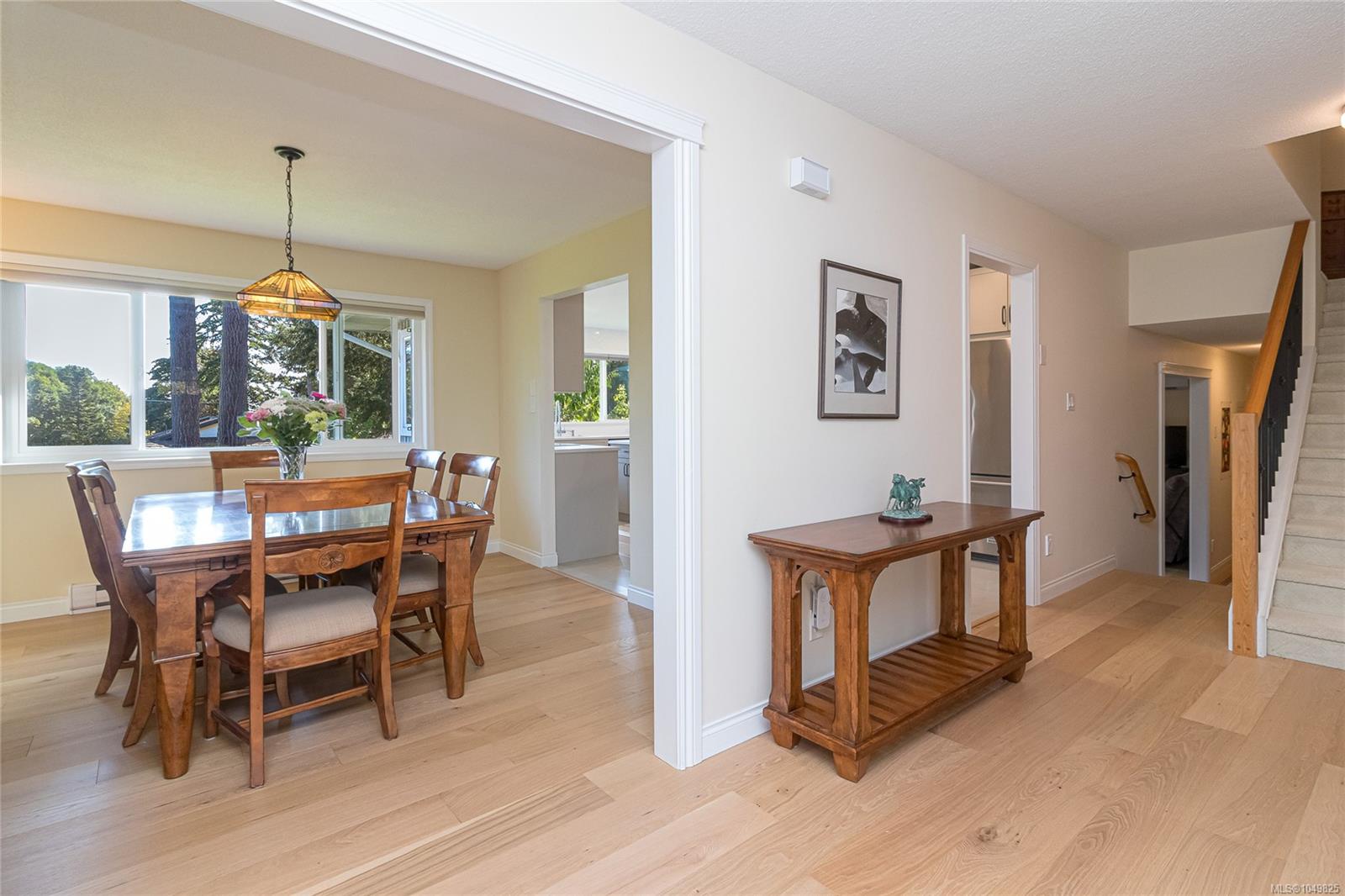 779 Menawood Pl — listing photo 12 of 56