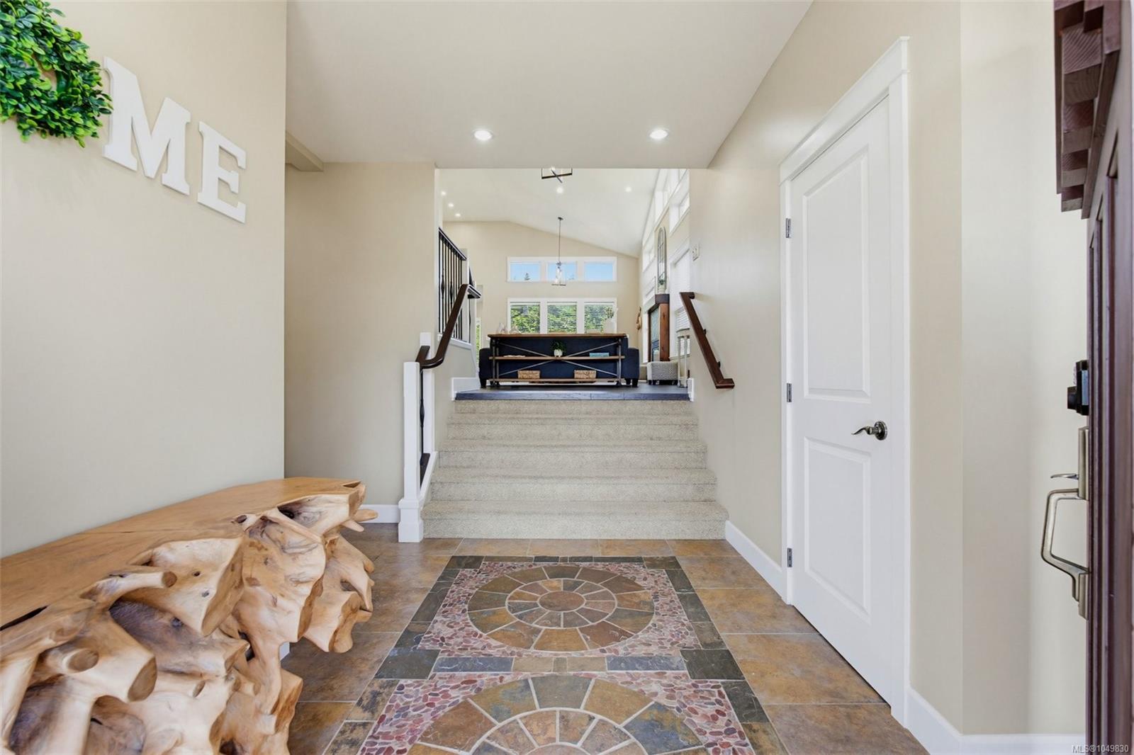 601 Sentinel Dr — listing photo 14 of 80