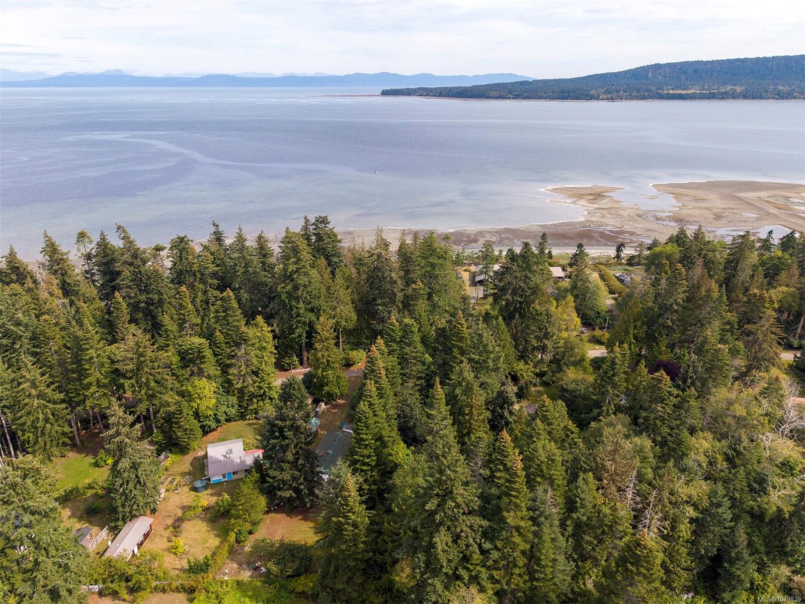 1701 Dalziel Rd, Denman Island