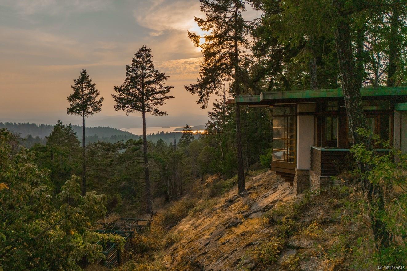 3326 Port Washington Rd, Pender Island