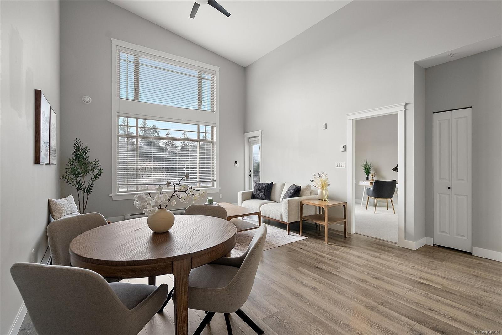 403-844 Goldstream Ave — listing photo 3 of 23