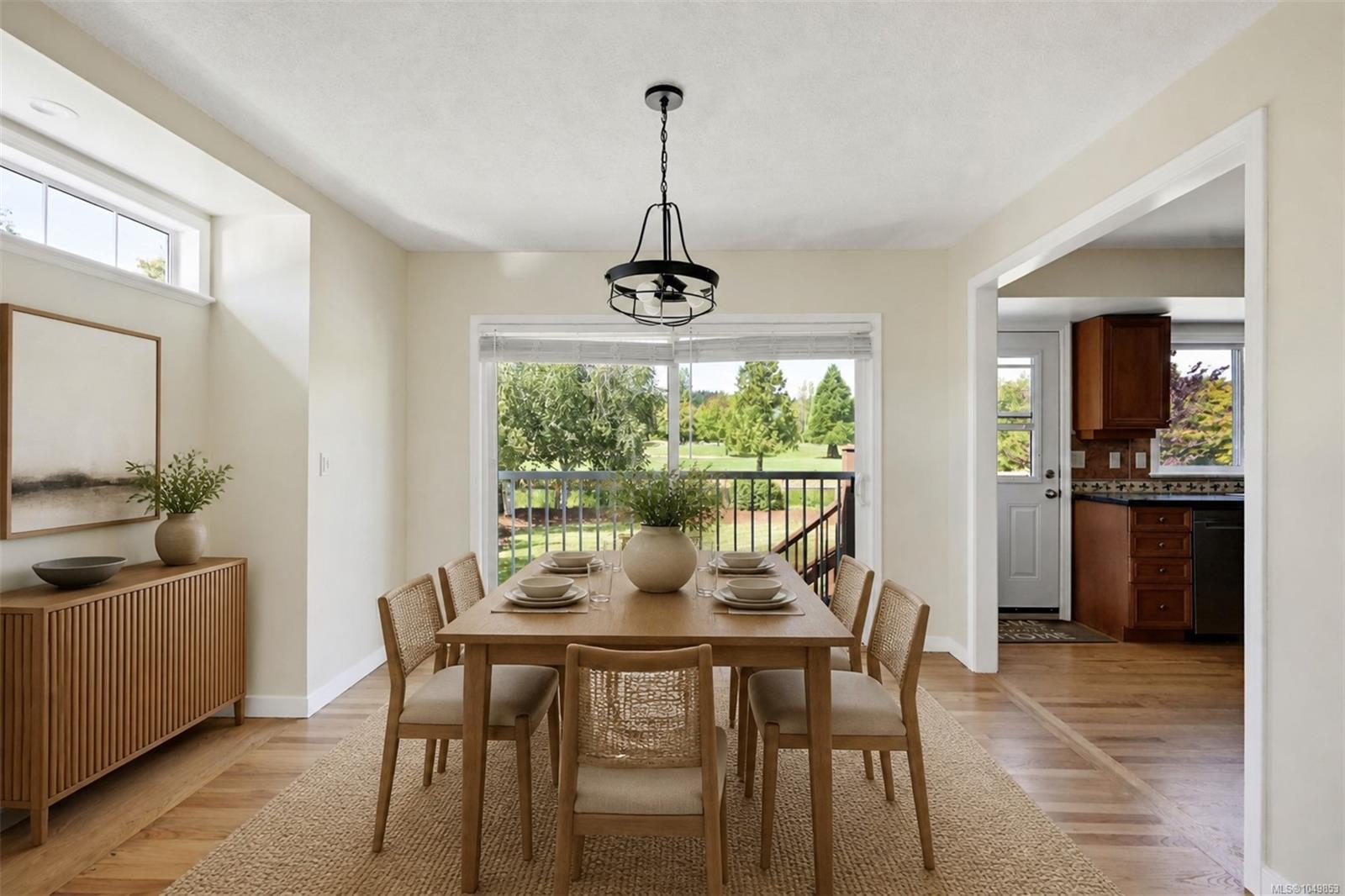 5348 Parker Ave — listing photo 7 of 84