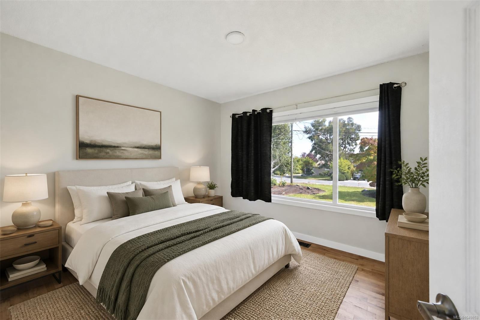 5348 Parker Ave — listing photo 9 of 84