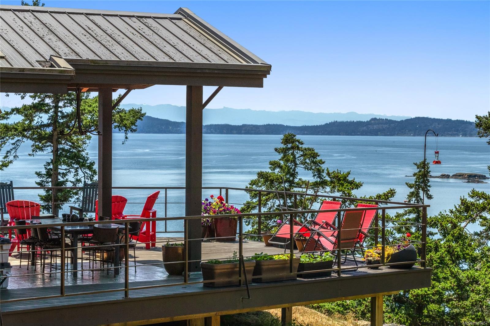 730 Treetops Spur, Sidney Island