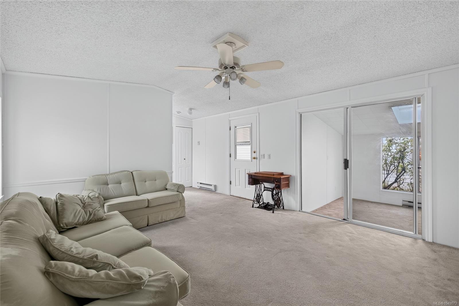 88-7583 Central Saanich Rd — listing photo 5 of 28