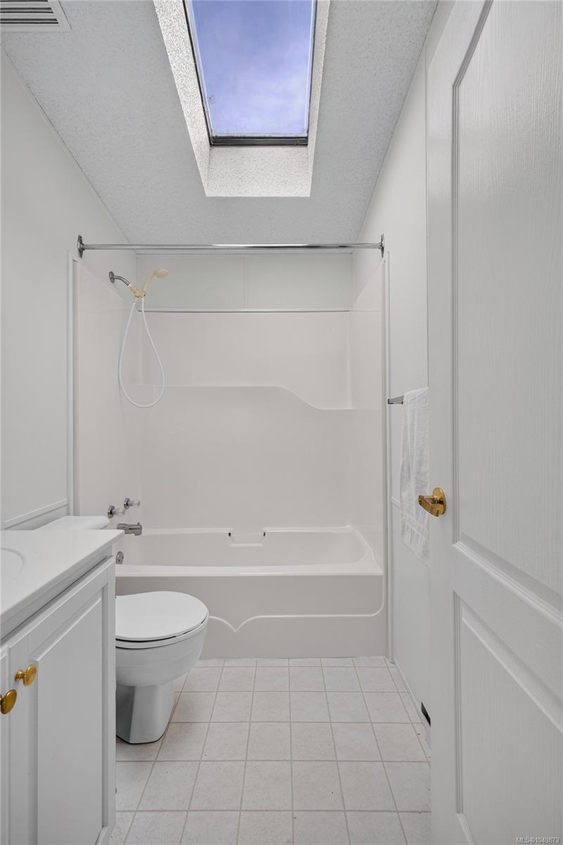 88-7583 Central Saanich Rd — listing photo 10 of 28