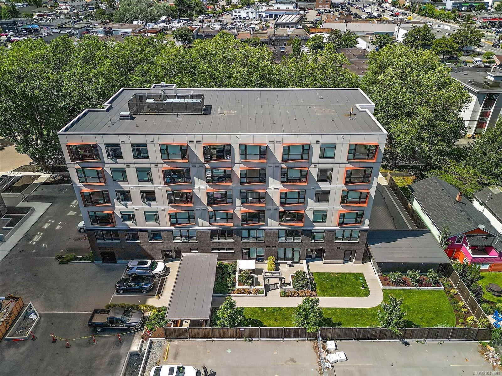 412-629 Speed Ave — listing photo 3 of 23