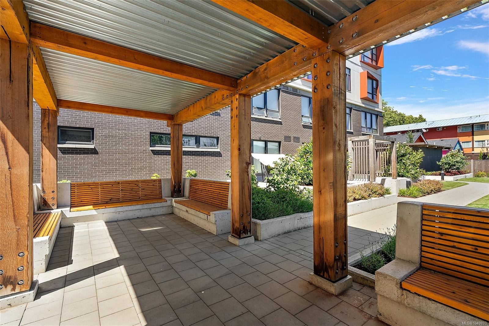 412-629 Speed Ave — listing photo 6 of 23