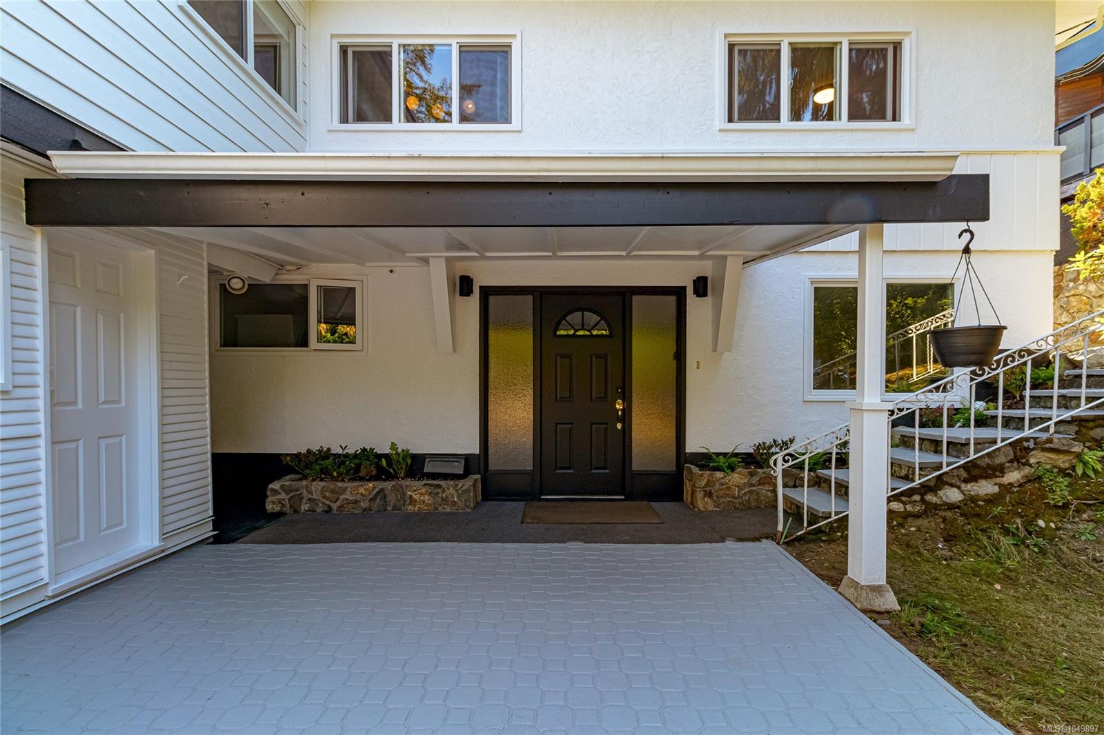 955 Doumac Ave — listing photo 7 of 66