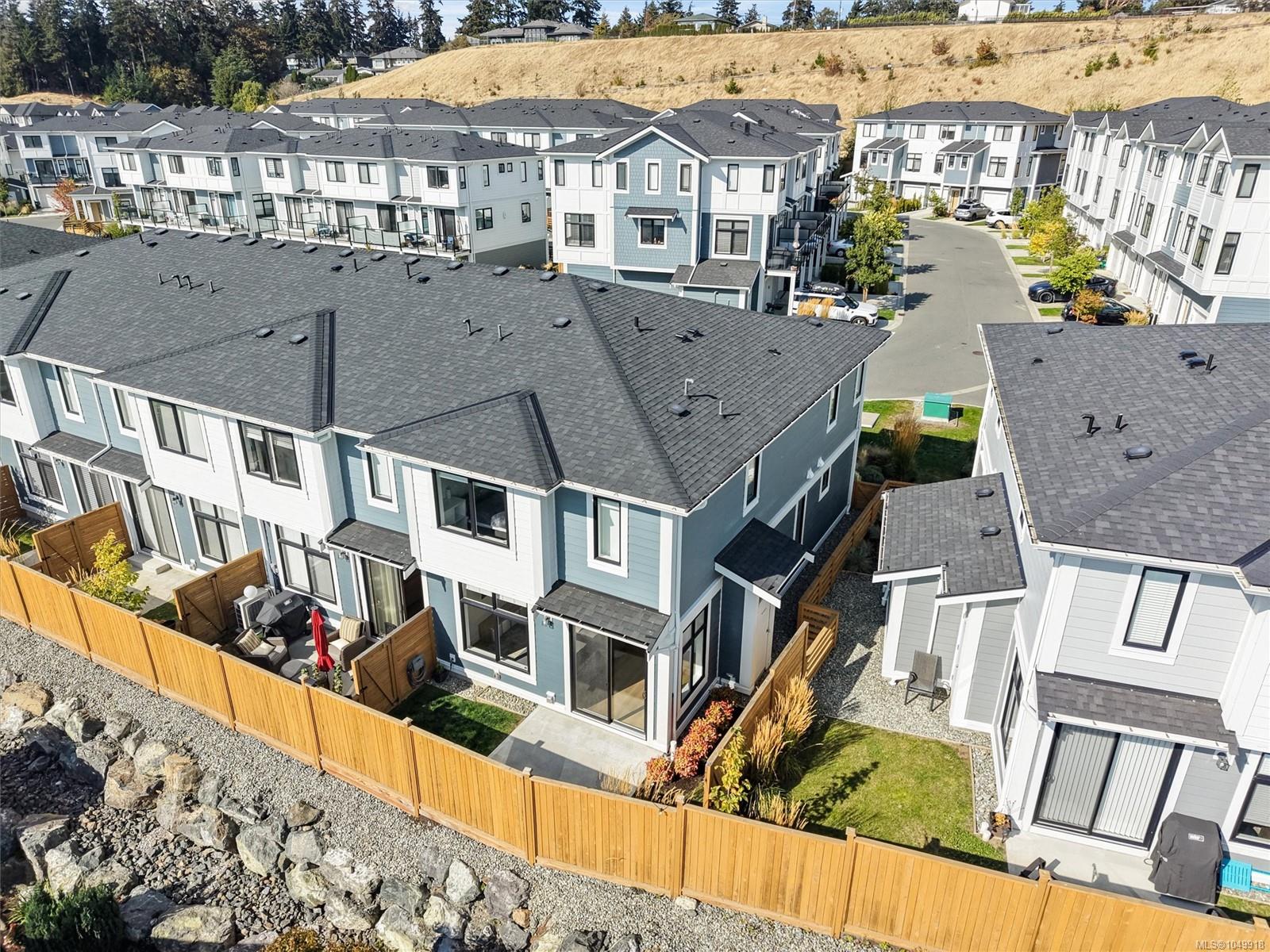 60-255 Caspian Dr photo 4