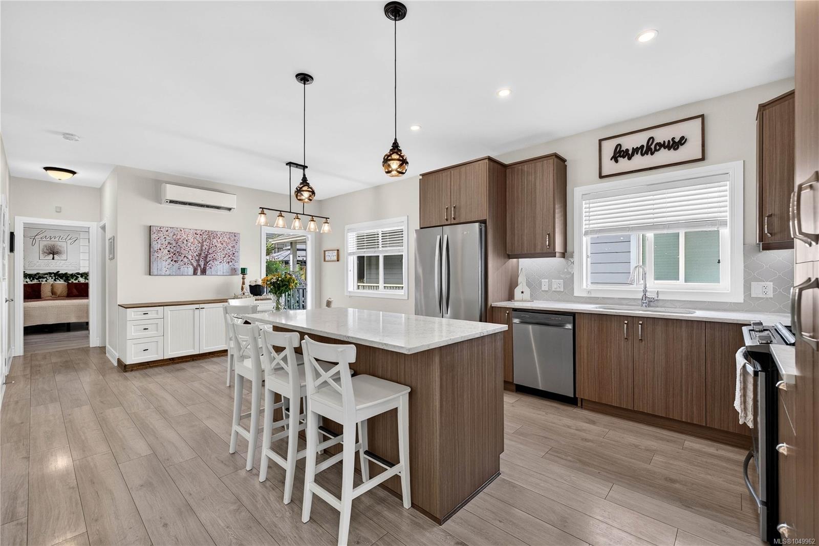1211 Dreamcatcher Pl — listing photo 11 of 50