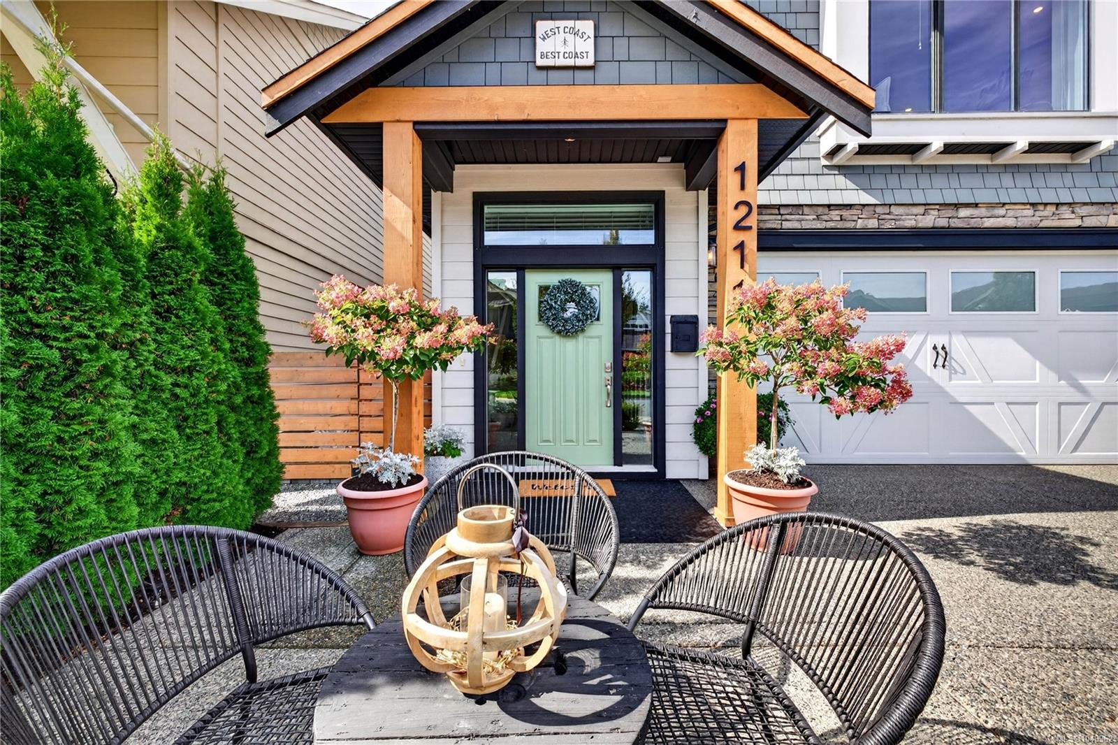 1211 Dreamcatcher Pl — listing photo 5 of 50