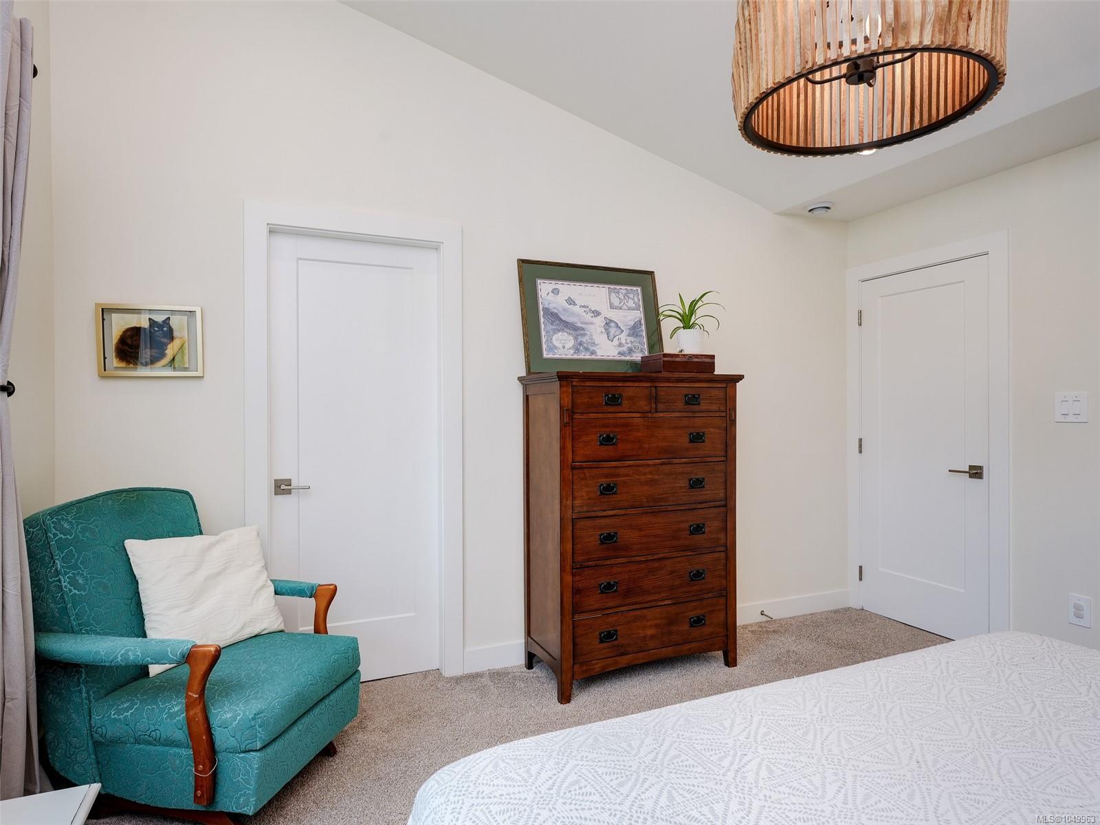 102-3559 Vision Way — listing photo 11 of 26