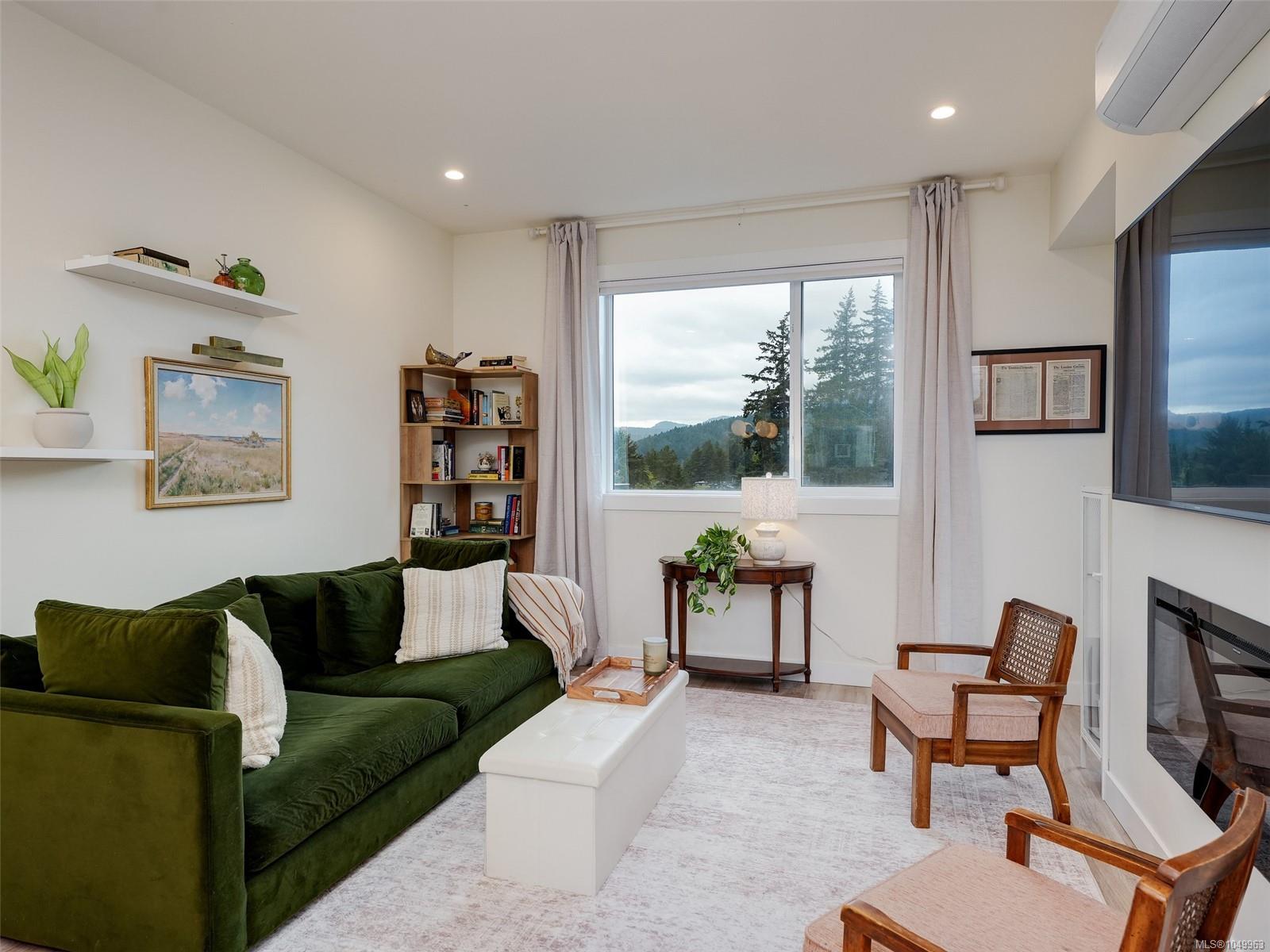 102-3559 Vision Way — listing photo 3 of 26