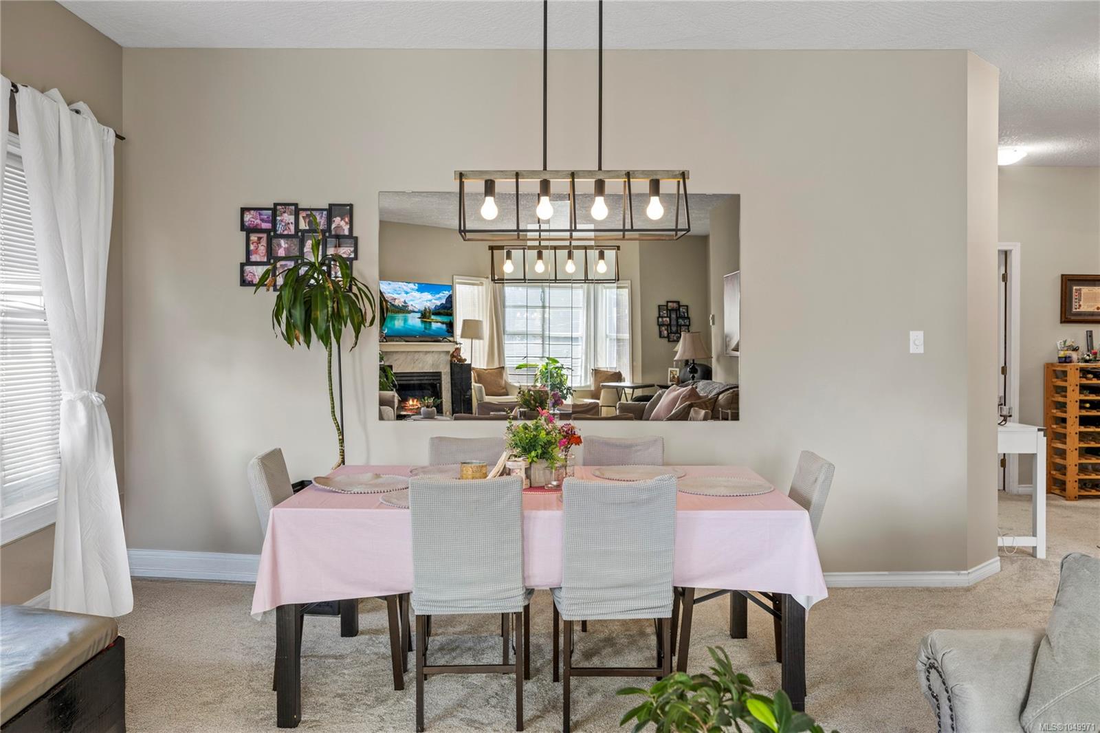 405-220 Island Hwy — listing photo 7 of 46