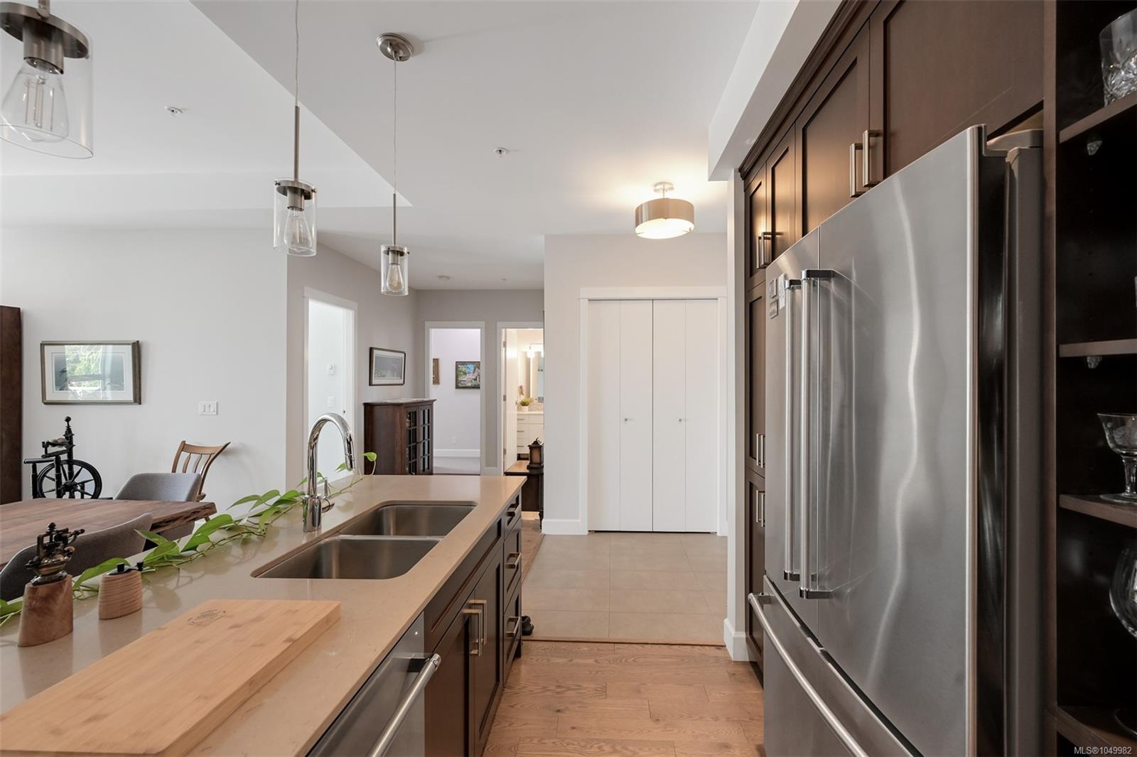 304-3110 Havenwood Lane — listing photo 13 of 45