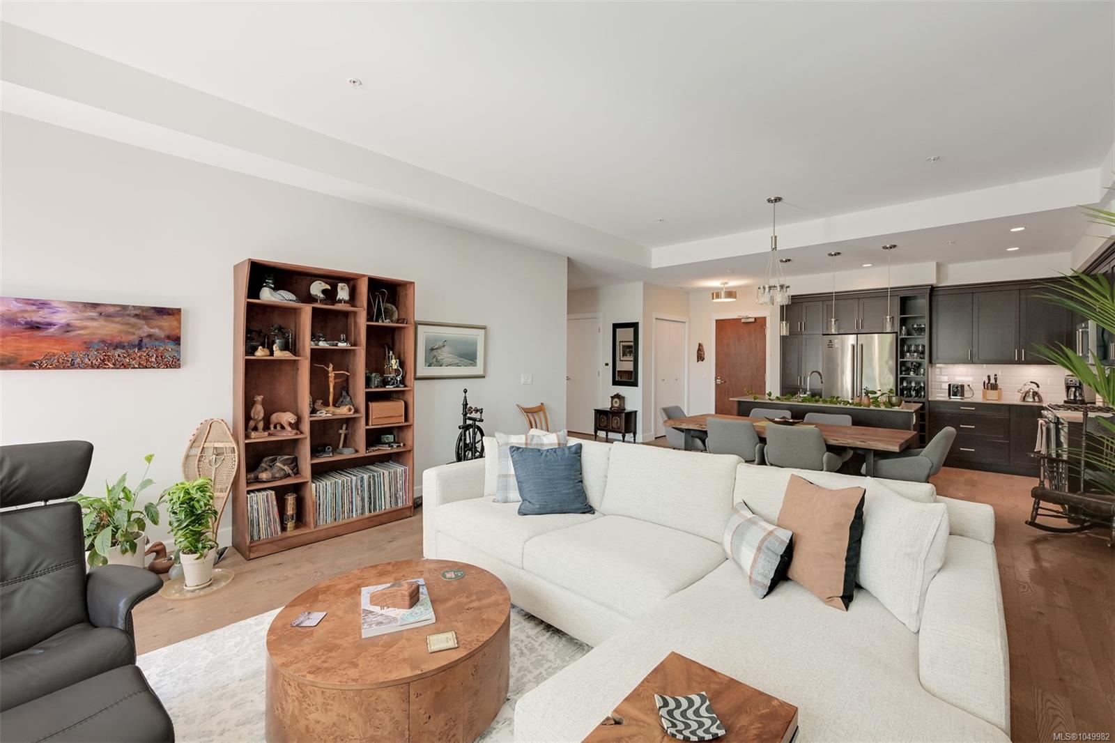 304-3110 Havenwood Lane — listing photo 8 of 45