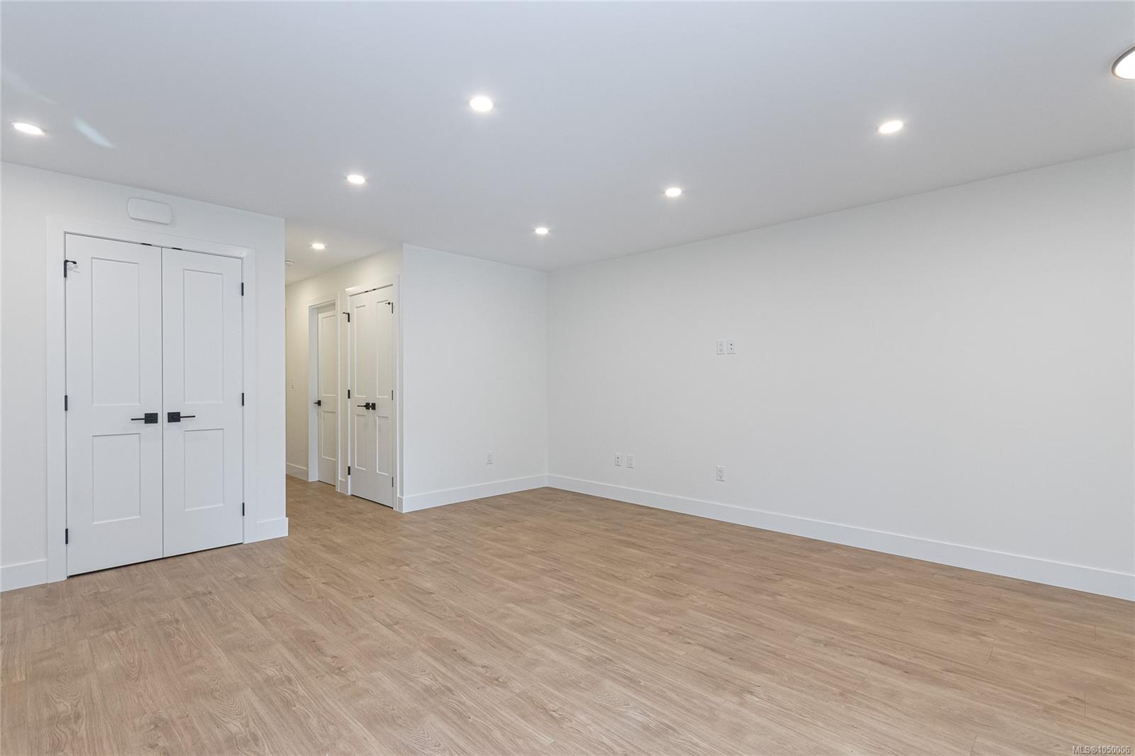 D-2235 Shelbourne St — listing photo 6 of 21