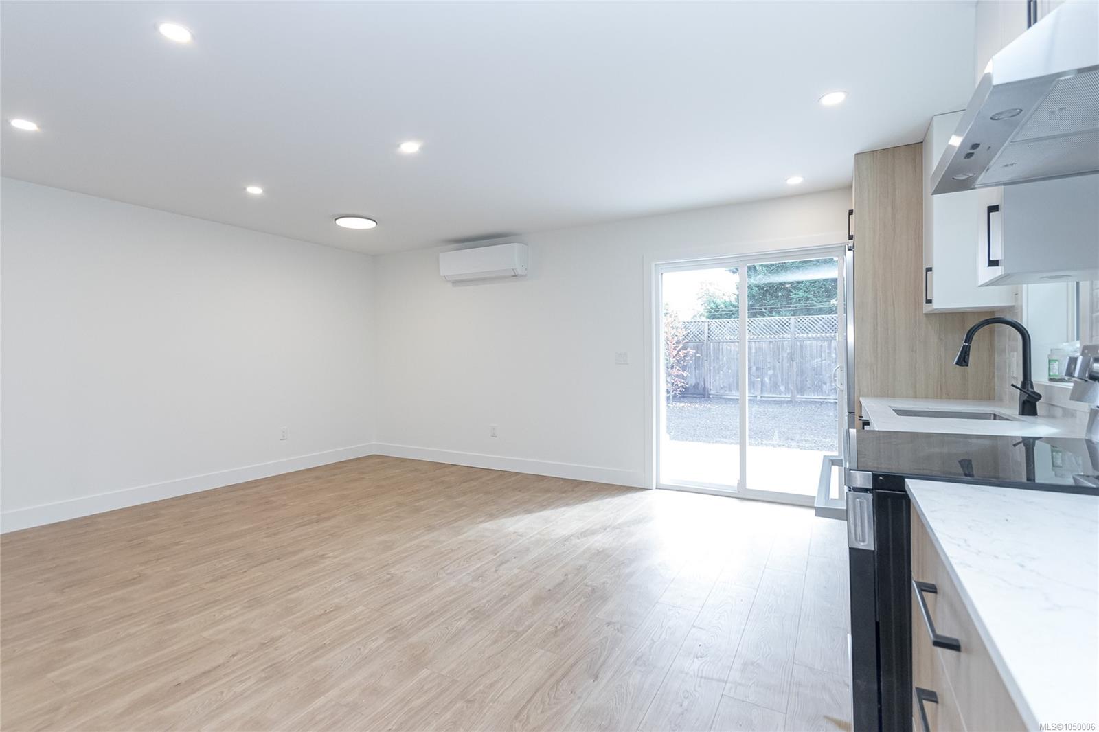 D-2235 Shelbourne St — listing photo 10 of 21