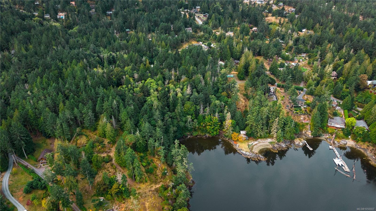 6320 East Sooke Rd — listing photo 11 of 48