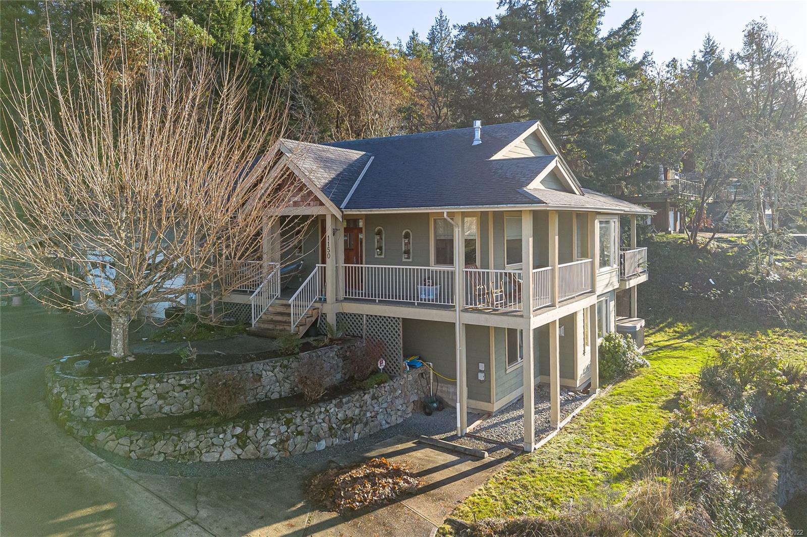 1150 Kathleen Dr photo 6