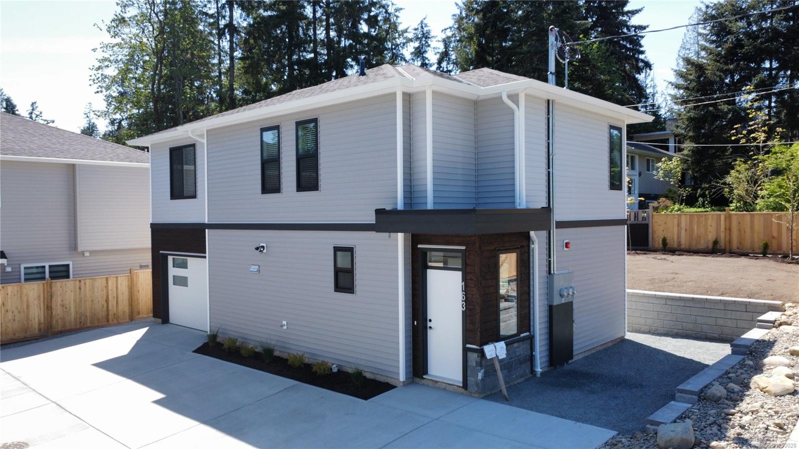163 Alberta Rd, Nanaimo