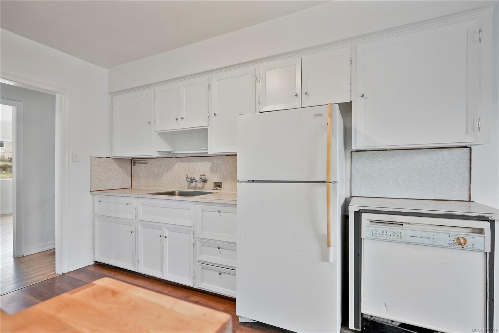 552 Davida Ave — listing photo 14 of 36
