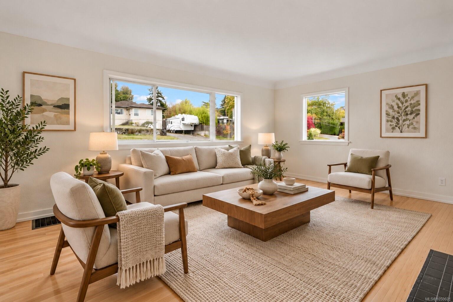552 Davida Ave — listing photo 3 of 36