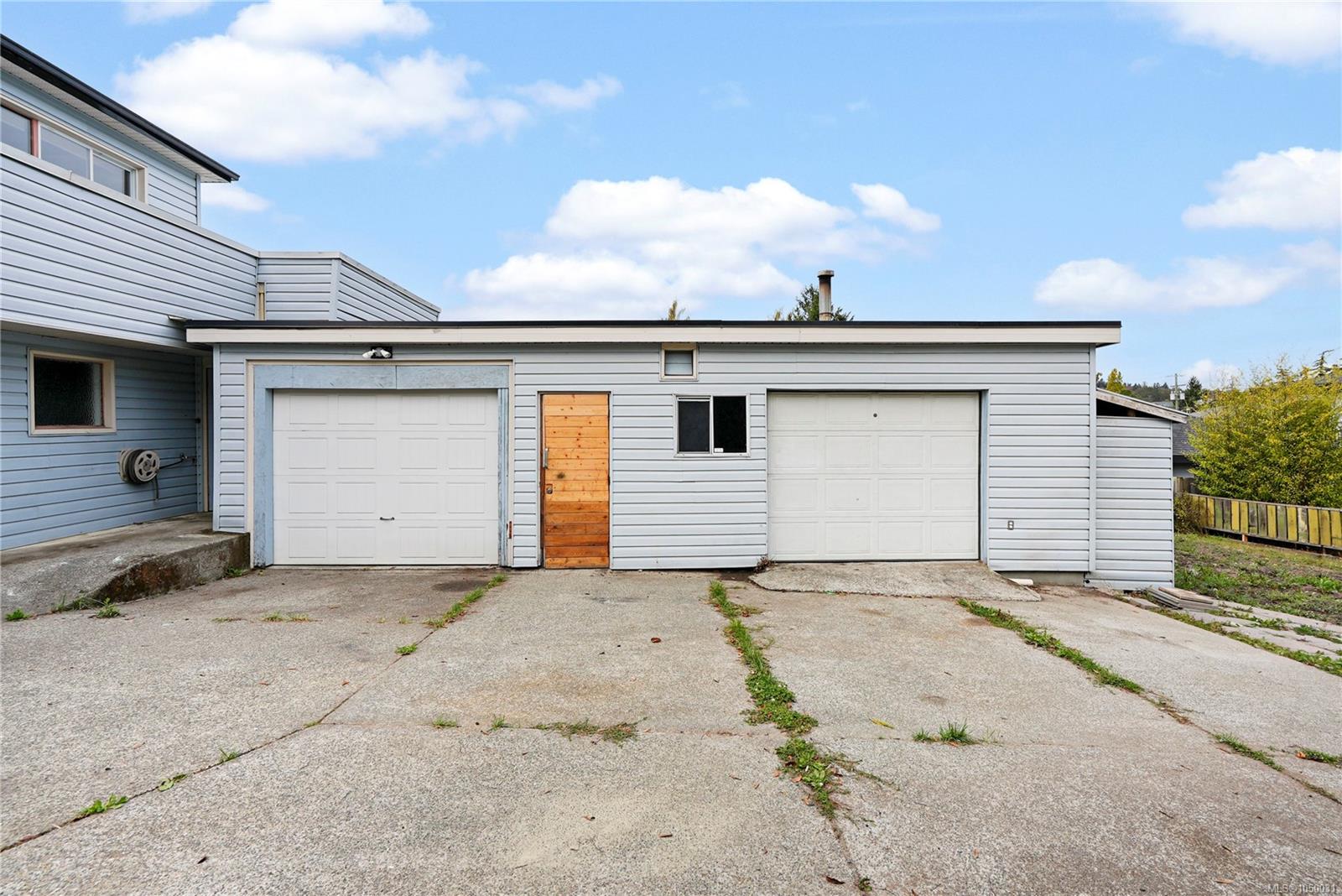 552 Davida Ave — listing photo 4 of 36