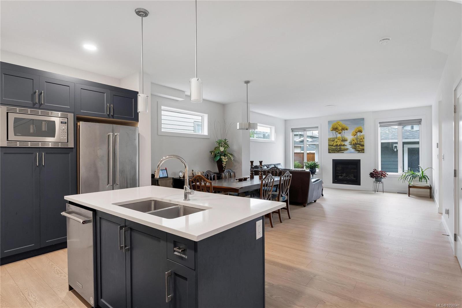 3419 Ryder Hesjedal Way — listing photo 13 of 58