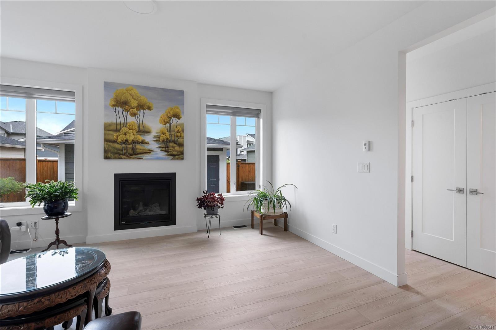 3419 Ryder Hesjedal Way — listing photo 9 of 58