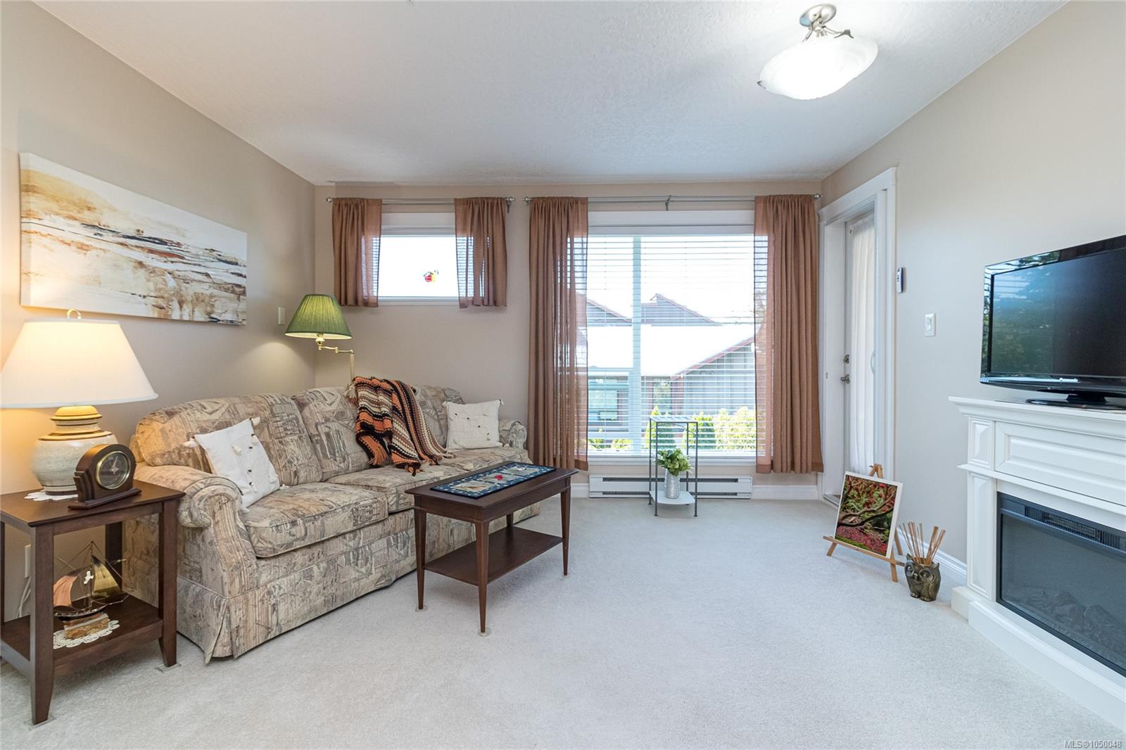 304-4536 Viewmont Ave — listing photo 9 of 42