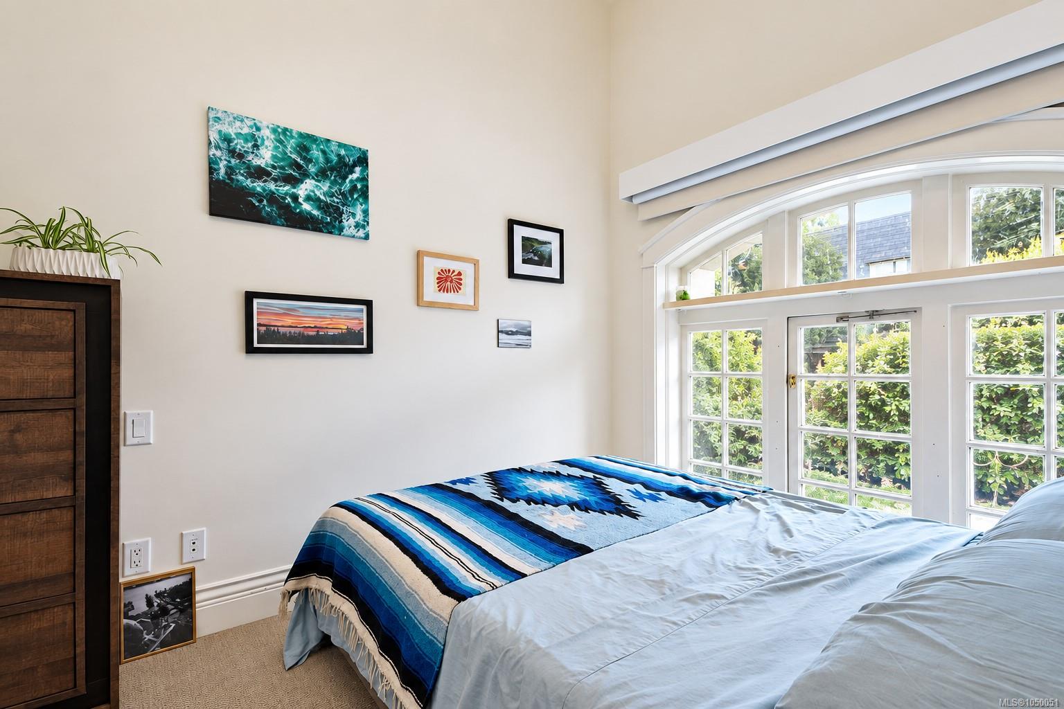209-1602 Quadra St — listing photo 10 of 15