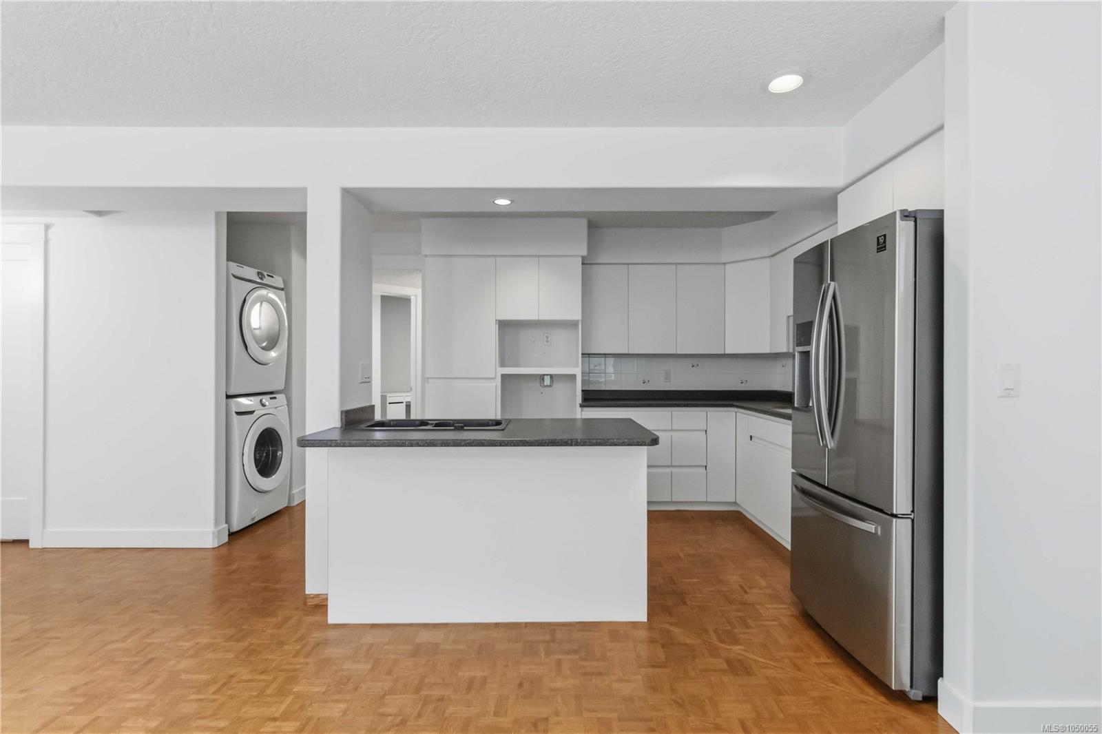 Photo 52