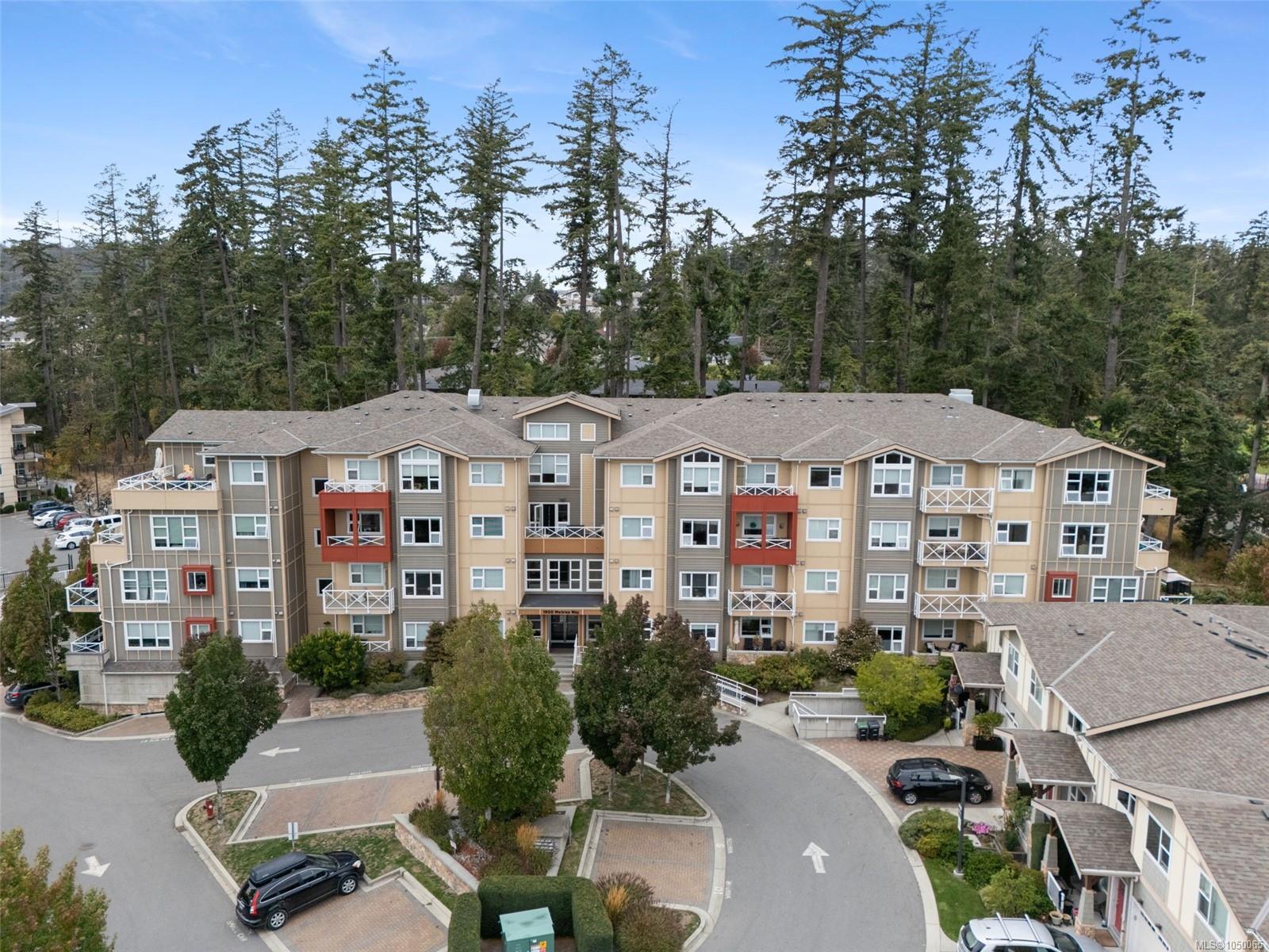 306 1900 Watkiss Way, View Royal