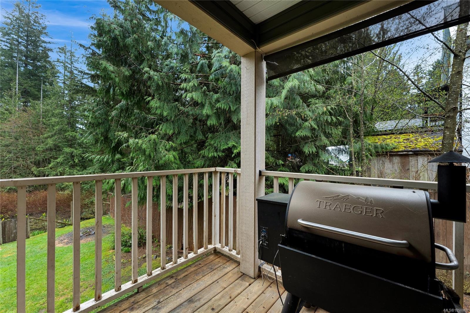 2071 Mable Rd — listing photo 12 of 34