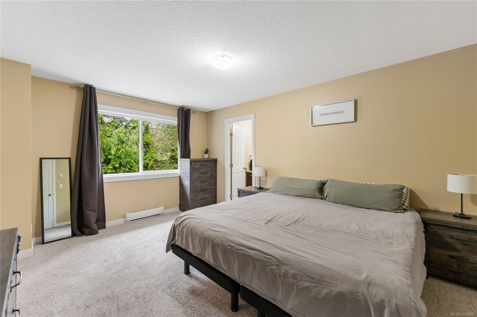 2071 Mable Rd — listing photo 13 of 34
