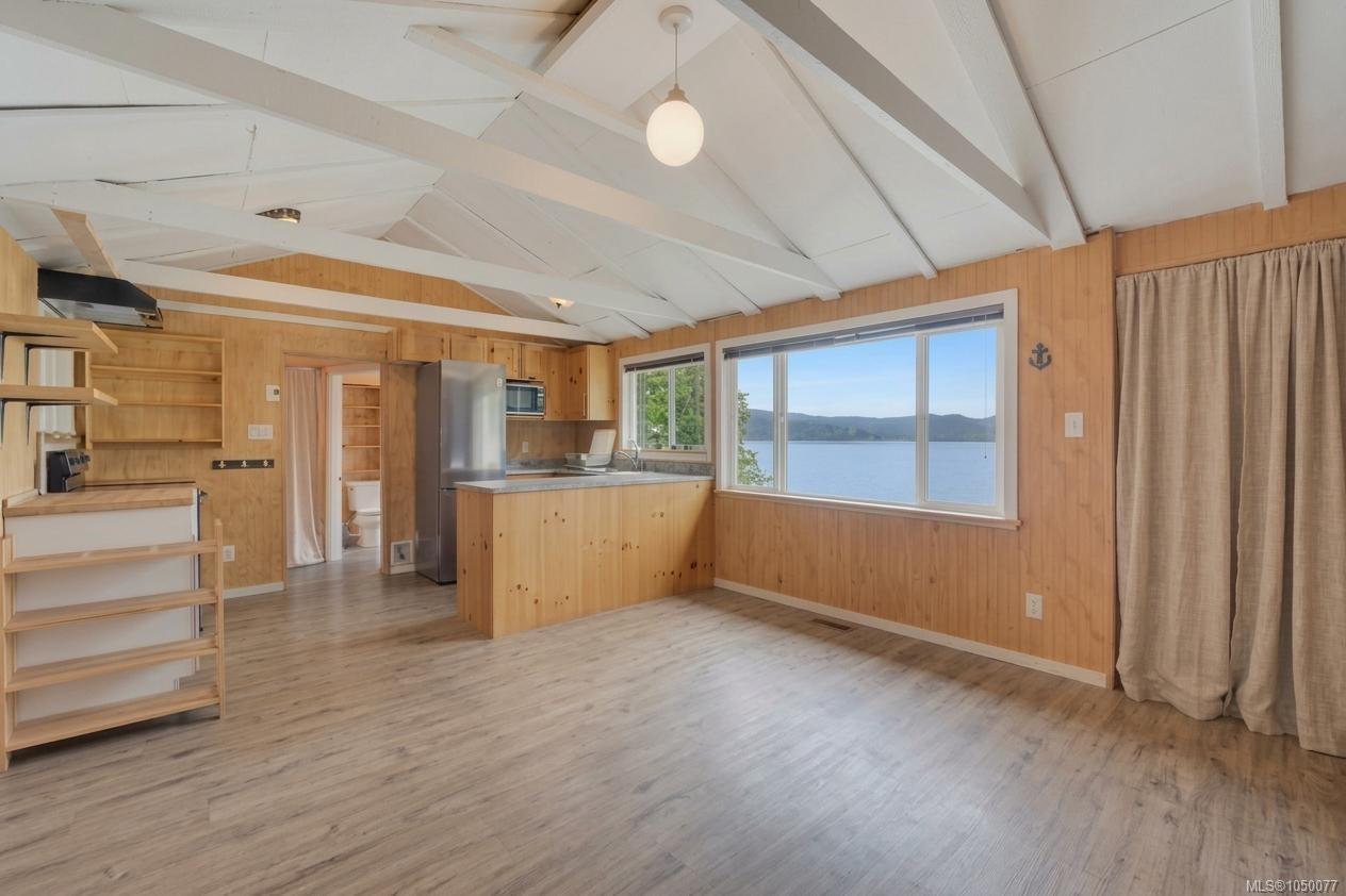 25 Seagirt Rd — listing photo 6 of 32
